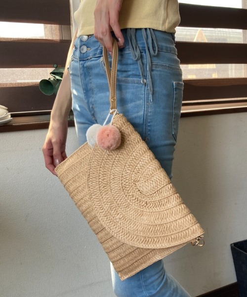 tolene(トレネ)の「ペーパー素材メッシュ編みストローフラップ2way クラッチバッグ ショルダーバッグ(ショルダーバッグ・レディース・オフホワイト/ベージュ・FREE)」の16枚目の写真