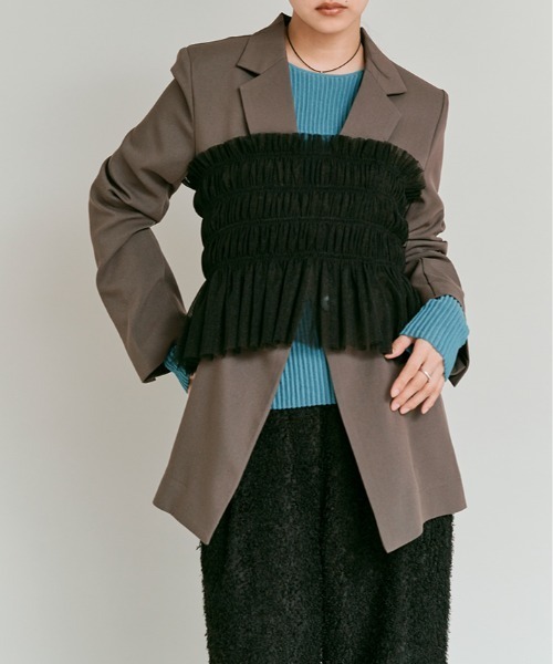 W:Huku(フーク)の「【W:Huku / リンクルフリーツイル】シャーリング テーラード ジャケット / Wrinkle-Free Stretch Twill Shirring Jacket(テーラードジャケット・レディース・ブラウン/杢グレー/ブラック・FREE)」の5枚目の写真
