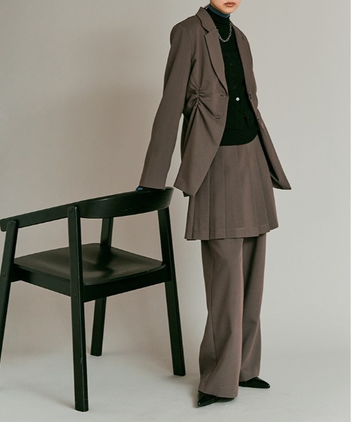 W:Huku(フーク)の「【W:Huku / リンクルフリーツイル】シャーリング テーラード ジャケット / Wrinkle-Free Stretch Twill Shirring Jacket(テーラードジャケット・レディース・ブラウン/杢グレー/ブラック・FREE)」の19枚目の写真