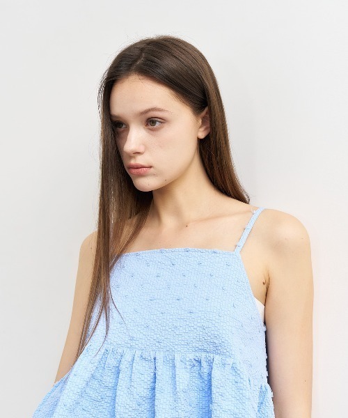 GENERAL IDEA(ジェネラルアイデア)の「GENERAL IDEA/ジェネラルアイディア textured bubble sleeveless blouse キャミソールビスチェ(キャミソール・レディース・ブルー/ホワイト・L/M)」の20枚目の写真