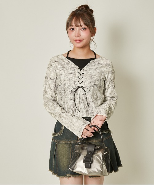GORGE(ゴージ)の「《レースアップ×ペイント柄》レディース クロップドトップス 編み上げデザイン 春秋(Tシャツ/カットソー・レディース・ブラック/ブルー・F)」の6枚目の写真