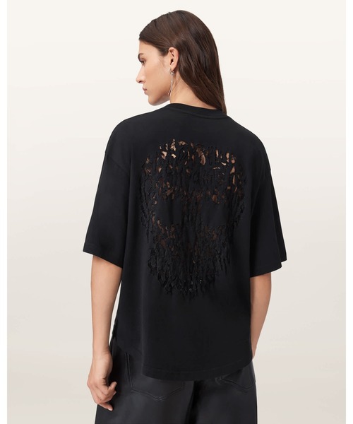 ALLSAINTS(オールセインツ)の「AMELIE PEARL OVERSIZED T-SHIRT | AMELIE パール オーバーサイズ Tシャツ(Tシャツ/カットソー・レディース・ブラック・XS/S/M/L)」の1枚目の写真