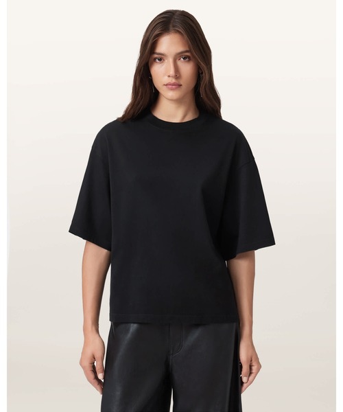 ALLSAINTS(オールセインツ)の「AMELIE PEARL OVERSIZED T-SHIRT | AMELIE パール オーバーサイズ Tシャツ(Tシャツ/カットソー・レディース・ブラック・XS/S/M/L)」の4枚目の写真