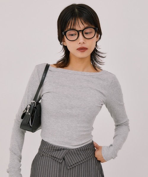 LIENCOEUR（リアンクール）の「バックオープントップス（Tシャツ/カットソー・レディース・グレー/ホワイト/ブラック・FREE）」の4枚目の写真