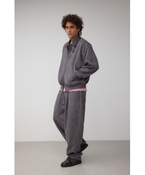 AZUL by moussy(アズールバイマウジー)の「フェイクスエードタックパンツ(スラックス・メンズ・グレー/ブラウン/ブラック・MEDIUM/LARGE)」の16枚目の写真
