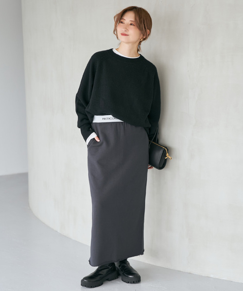 Spick & Span（スピックアンドスパン）の「《WEB限定カラー有り》ウールカシミヤ ラグランクルーネックニット（ニット/セーター・レディース・ブラック/グレー/ネイビー/ベージュ/オレンジ/イエロー・FREE）」の15枚目の写真