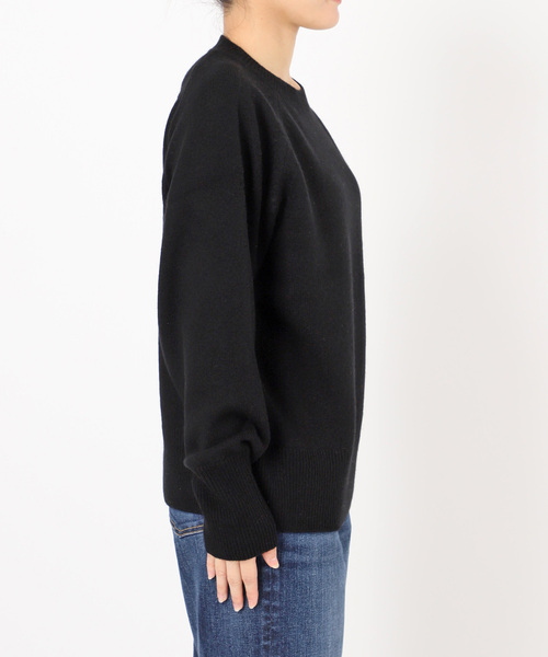 Spick & Span（スピックアンドスパン）の「《WEB限定カラー有り》ウールカシミヤ ラグランクルーネックニット（ニット/セーター・レディース・ブラック/グレー/ネイビー/ベージュ/オレンジ/イエロー・FREE）」の7枚目の写真