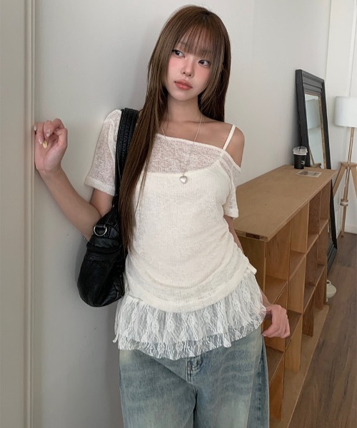 anyonemore(エニワンモア)の「テープヤーン半袖Tシャツ+裾レースフリルキャミソールセット(Tシャツ/カットソー・レディース・ライトベージュ/グレー・FREE)」の1枚目の写真