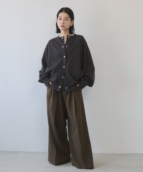 hunch(ハンチ)の「ラメステッチ クルーネックカーディガン(カーディガン/ボレロ・レディース・オートミール/チャコール/杢グレー・FREE)」の6枚目の写真