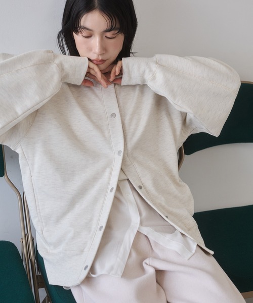hunch(ハンチ)の「ラメステッチ クルーネックカーディガン(カーディガン/ボレロ・レディース・オートミール/チャコール/杢グレー・FREE)」の14枚目の写真
