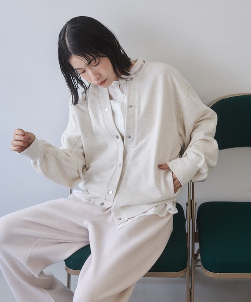 hunch(ハンチ)の「ラメステッチ クルーネックカーディガン(カーディガン/ボレロ・レディース・オートミール/チャコール/杢グレー・FREE)」の16枚目の写真