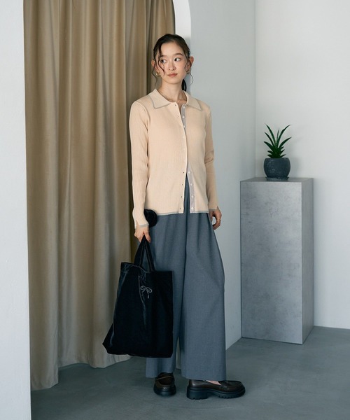 earth music&ecology（アースミュージックアンドエコロジー）の「ウエストタブタックパンツ（スラックス・レディース・ブラック/グレー/ブラウン系その他・S/M）」の10枚目の写真