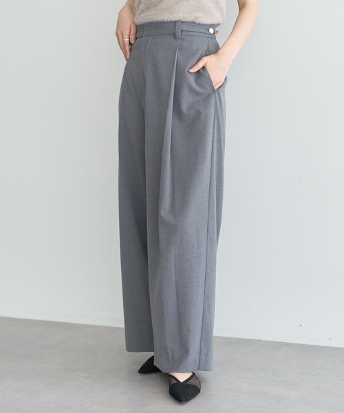 earth music&ecology（アースミュージックアンドエコロジー）の「ウエストタブタックパンツ（スラックス・レディース・ブラック/グレー/ブラウン系その他・S/M）」の4枚目の写真