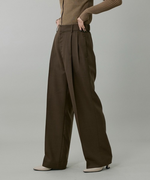 ライトカルゼ ツータックワイドパンツ（その他パンツ）｜INED（イネド