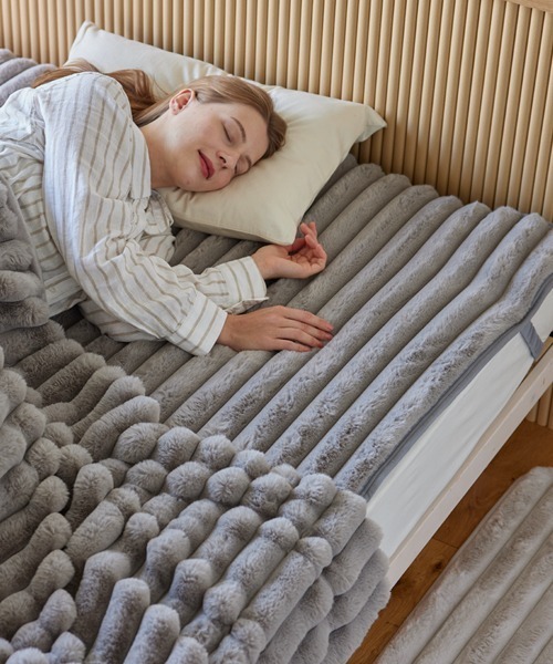 モコモコ敷パッド ストライプ ラビットファー調│シングル【furry