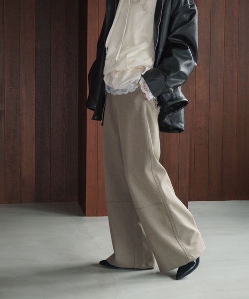 chuclla(チュクラ)の「ストレートワイドパンツ chw25a075(その他パンツ・レディース・ベージュ・S/M/L)」の2枚目の写真