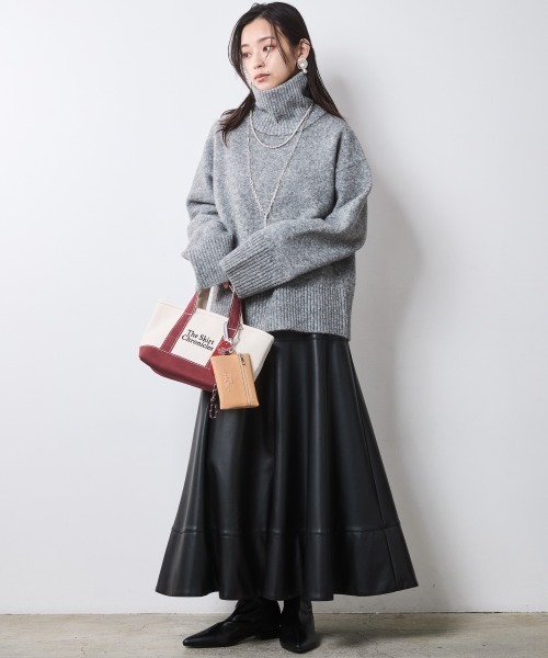 CHIC STYLE（シックスタイル）の「ハイネックニット＜大きいサイズ有＞シックスタイル（ニット/セーター・レディース・グレー/パープル・5L/4L/3L/LL/L/M）」の14枚目の写真