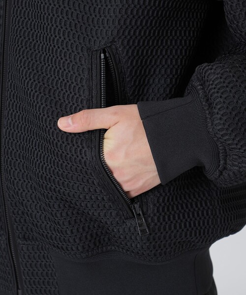 BLACK LABEL CRESTBRIDGE(ブラックレーベル・クレストブリッジ)の「【BLACK lab.】シアードダブルラッセルMA-1(MA-1・メンズ・ブラック・L/M)」の6枚目の写真