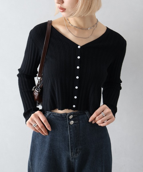 SpRay（スプレイ）の「パールボタンVネックカーディガン（カーディガン/ボレロ・レディース・オフホワイト/グレー/ブラック/レッド/ブラウン・FREE）」の21枚目の写真