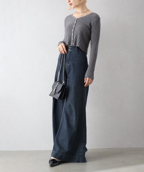 SpRay（スプレイ）の「パールボタンVネックカーディガン（カーディガン/ボレロ・レディース・オフホワイト/グレー/ブラック/レッド/ブラウン・FREE）」の19枚目の写真