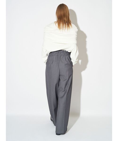 ELENDEEK（エレンディーク）の「ウエストピンタックパンツ（その他パンツ・レディース・ブラック/グレー・01/02）」の8枚目の写真