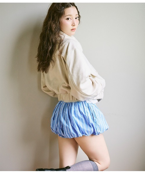 PEACH JOHN（ピーチジョン）の「エコファーカラーショートブルゾン（ブルゾン・レディース・アイボリー/ブラック・SMALL/MEDIUM）」の5枚目の写真