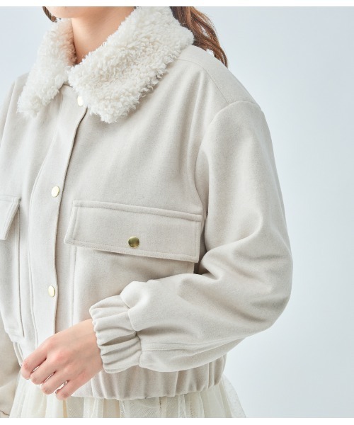 PEACH JOHN（ピーチジョン）の「エコファーカラーショートブルゾン（ブルゾン・レディース・アイボリー/ブラック・SMALL/MEDIUM）」の17枚目の写真