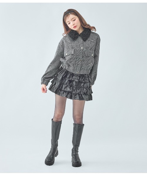 PEACH JOHN(ピーチジョン)の「エコファーカラーショートブルゾン(ブルゾン・レディース・アイボリー/ブラック・SMALL/MEDIUM)」の18枚目の写真