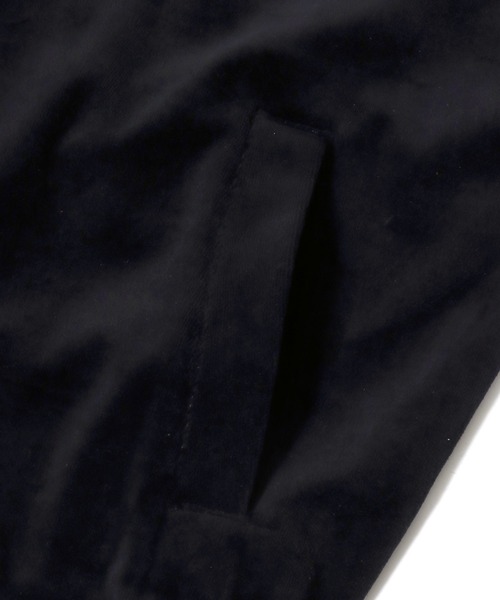 Lee（リー）の「2025AW Lee/リー VELOR ZIP UP HOODIE JACKET ベロア ワンポイントロゴ刺繍 フルジップパーカー（パーカー・メンズ・ブラック/ワイン・L/M）」の3枚目の写真