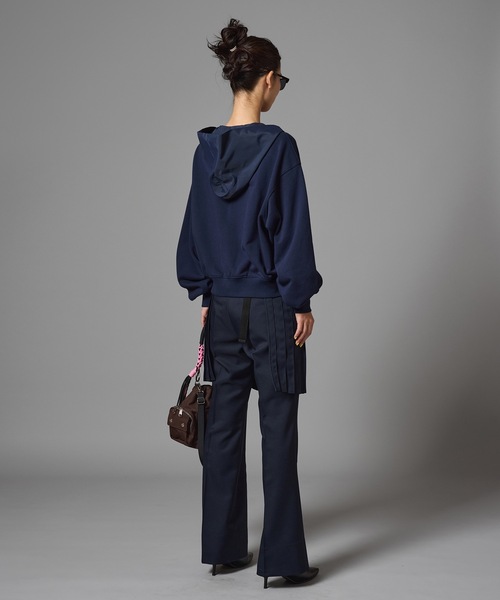 NON TOKYO(ノントーキョー)の「NYLON HOOD ZIP-UP PARKER(パーカー・レディース・イエロー/ネイビー/グレー・2/1)」の13枚目の写真
