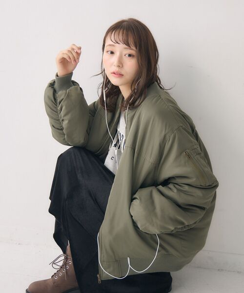 RETRO GIRL（レトロガール）の「ルーズMA-1（MA-1・レディース・ダークグリーン/ブラック/ライトグレー・FREE）」の5枚目の写真