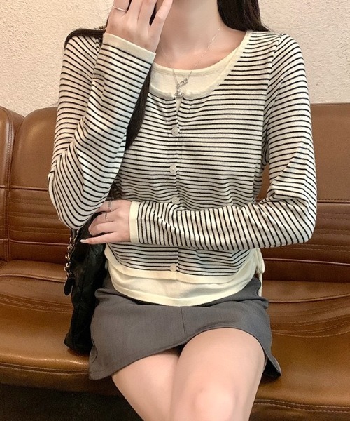 LADY LIKE(レディライク)の「レイヤード風ラウンドヘムトップス(Tシャツ/カットソー・レディース・チャコールグレー/ブラック系/ネイビー/レッド系/ブラック/ホワイト系1・M)」の21枚目の写真