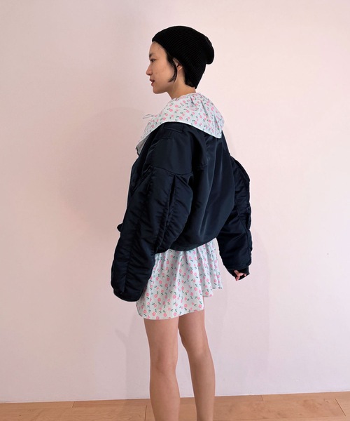 HOLIDAY(ホリデイ)の「L-2B FLIGHT JACKET フライトジャケット(MA-1・レディース・ネイビー/カーキ・ONE SIZE)」の16枚目の写真