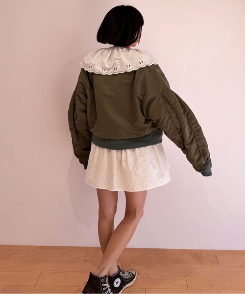 HOLIDAY(ホリデイ)の「L-2B FLIGHT JACKET フライトジャケット(MA-1・レディース・ネイビー/カーキ・ONE SIZE)」の12枚目の写真