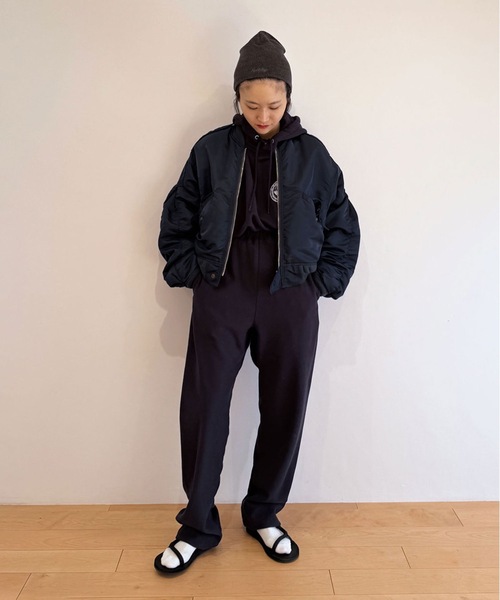 HOLIDAY(ホリデイ)の「L-2B FLIGHT JACKET フライトジャケット(MA-1・レディース・ネイビー/カーキ・ONE SIZE)」の21枚目の写真