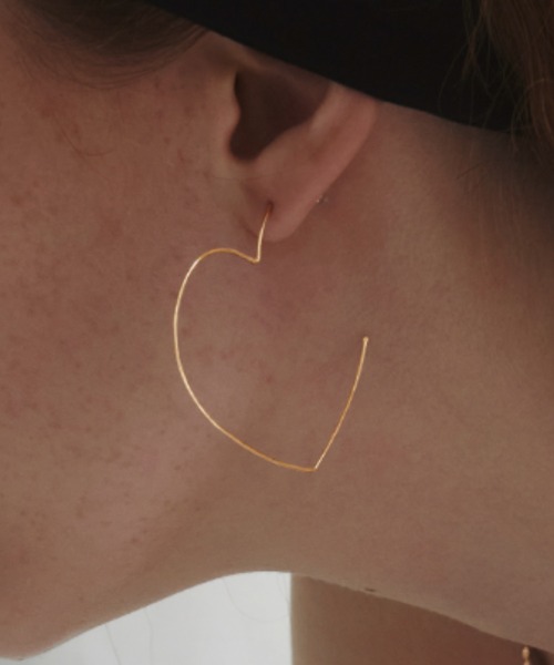 les bonbon(ルボンボン)の「【les bonbon】pulse big pierce/パルス ビッグ ピアス 片耳(ピアス(片耳用)・レディース・イエローゴールド・FREE)」の1枚目の写真