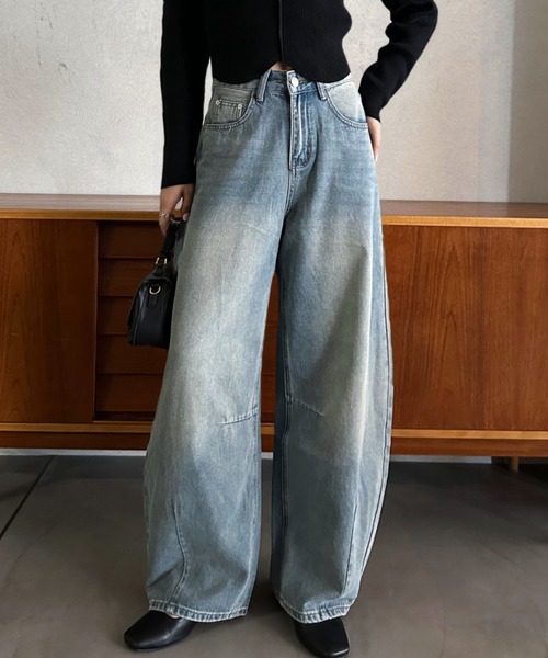 Eclat one(エクラワン)の「【Eclat one】カーブ シルエット デニムパンツ(デニムパンツ・レディース・ライトブルー/ブルー・S/M)」の6枚目の写真