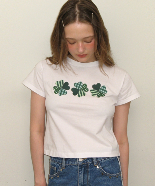 RONRON(ロンロン)の「3 CLOVER CROP T SHIRT WHITE(Tシャツ/カットソー・レディース・その他・FREE)」の2枚目の写真