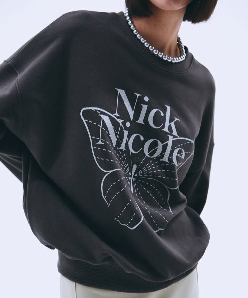NICK&NICOLE（ニックアンドニコール）の「BUTTERFLY SIGNATURE SWEATSHIRT_CHARCOAL SILVER（スウェット・レディース・その他・FREE）」の2枚目の写真