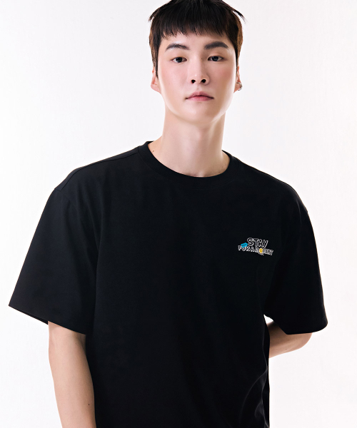 CHASECULT（チェイスカルト）の「共用バックプリントグラフィック半袖Tシャツ-DBRU5826D03（Tシャツ/カットソー・メンズ・ブラック・90/100/105/95）」の2枚目の写真