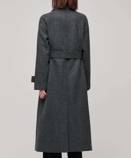 MUSINSA STANDARD WOMAN（ムシンサスタンダードウーマン）の「ウィメンズヘリンボーンバルマカンローブコート[ダークグレー]（チェスターコート・レディース・その他・SMALL/MEDIUM/LARGE/X-SMALL）」の4枚目の写真