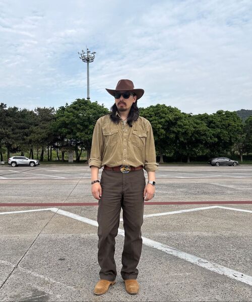 MUSINSA STANDARD（ムシンサスタンダード）の「ベージュサテンオフィサーパンツ[ブラウン]（その他パンツ・メンズ・その他・26/27/28/29/30/31/32/33/34/36/42/40/38）」の8枚目の写真