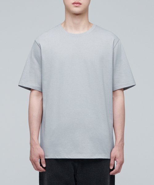 MUSINSA STANDARD（ムシンサスタンダード）の「ベーシッククルーネックTシャツ[ライトグレー]（Tシャツ/カットソー・メンズ・その他・XX-LARGE/XXX-LARGE/SMALL/MEDIUM/LARGE/X-LARGE）」の2枚目の写真