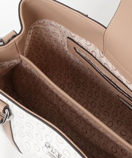 Guess(ゲス)の「MADWELLE Satchel トートバッグ (トートバッグ・レディース・ダークグレー/ホワイト・ONE SIZE)」の19枚目の写真