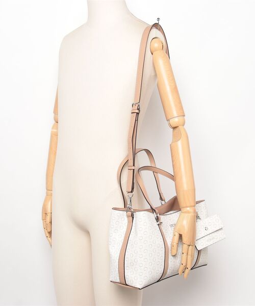 Guess(ゲス)の「MADWELLE Satchel トートバッグ (トートバッグ・レディース・ダークグレー/ホワイト・ONE SIZE)」の20枚目の写真