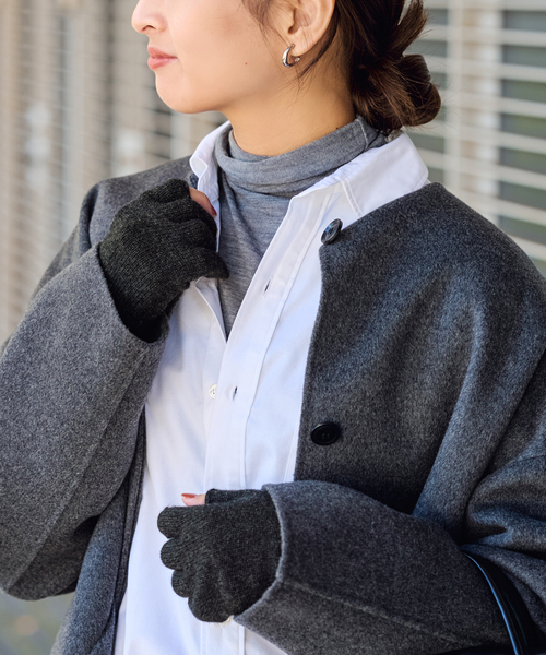 FRAMeWORK（フレームワーク）の「William Brunton ロングカーフグローブオープンターム（手袋・レディース・チャコールグレー/レッド/ライトグリーン/ベージュ・FREE）」の5枚目の写真