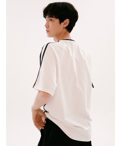 YALE(イェール)の「アプリケテーピングラグラン半袖Tシャツホワイト(Tシャツ/カットソー・レディース・その他・SMALL/X-LARGE/LARGE/MEDIUM)」の9枚目の写真