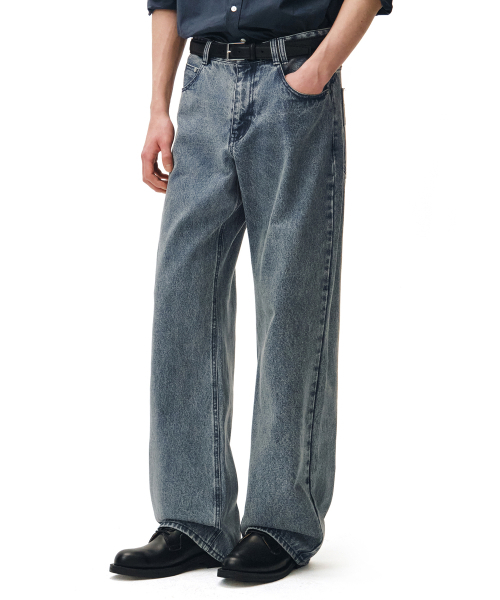 DECET(デケト)の「Mid Rise Wide Jeans DCPT027STNGRBlue(デニムパンツ・レディース・その他・34/32/30/26/28)」の3枚目の写真