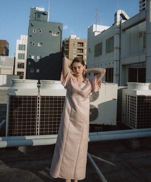 et.UNiVER(エトユニベール)の「Puff-sleeve Jacquard Dress(ドレス・レディース・ブルーグレー/グリーン/ピンク/ベージュ・SMALL/MEDIUM/LARGE)」の6枚目の写真