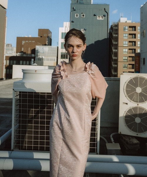 et.UNiVER(エトユニベール)の「Puff-sleeve Jacquard Dress(ドレス・レディース・ブルーグレー/グリーン/ピンク/ベージュ・SMALL/MEDIUM/LARGE)」の8枚目の写真